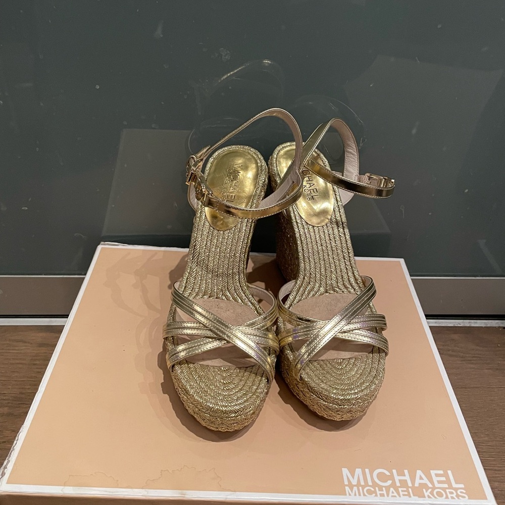 SOLD (Gold Michael Kors Metallic leather wedge espadrilles sandals)